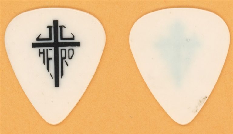 Hero California Metal Vintage Tour Guitar Pick
