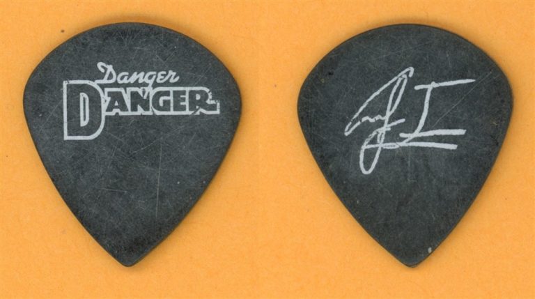 Danger Danger Andy Timmons Vintage Guitar Pick - 1989 Tour