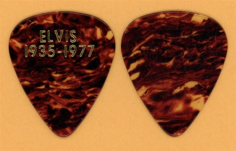Elvis Presley 1935-1977 Memorial Shell Graceland Vintage Guitar Pick