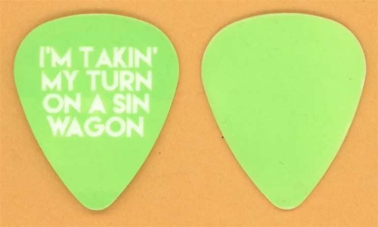 Dixie Chicks Vintage Guitar Pick - 2017 DCX MMXVI/MMXVII World Tour