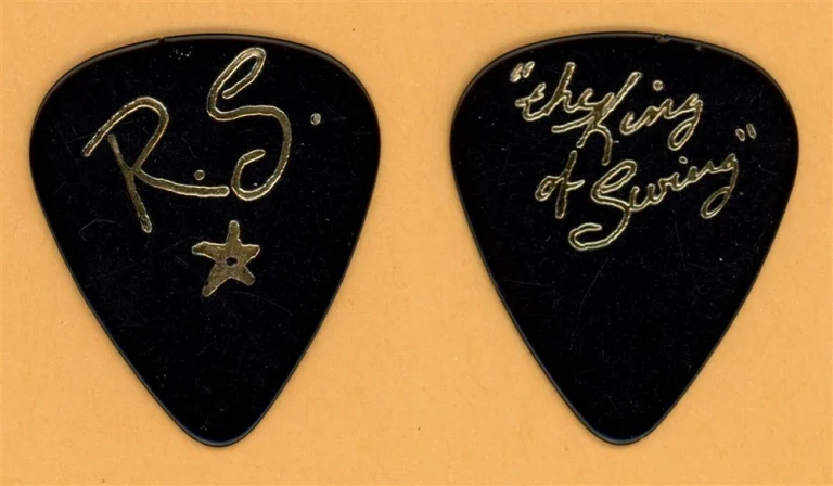 Bon Jovi Richie Sambora Vintage Guitar Pick - 1986 Slippery When Wet Tour