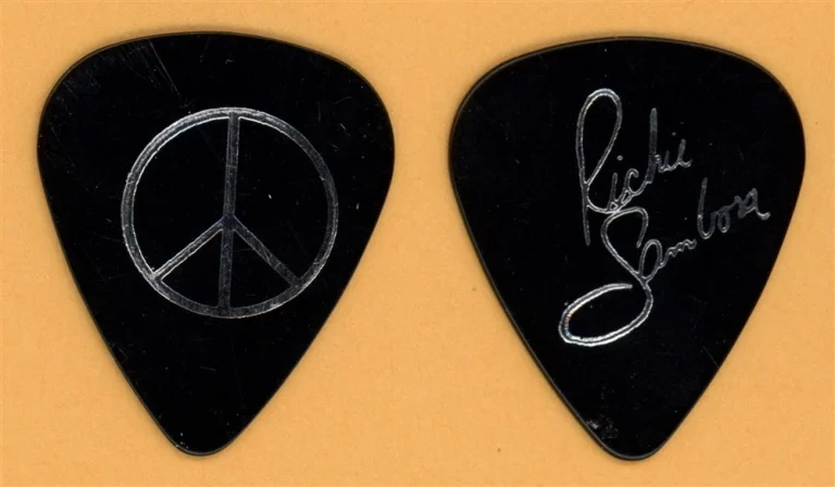 Bon Jovi Richie Sambora Peace Vintage Guitar Pick - 1992 Keep The Faith Tour