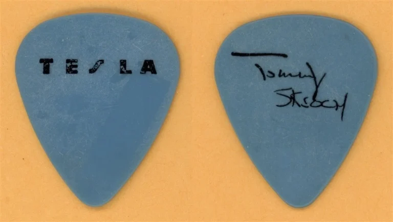 Tesla Tommy Skeotch Vintage Guitar Pick - 1986 Mechanical Resonance Tour