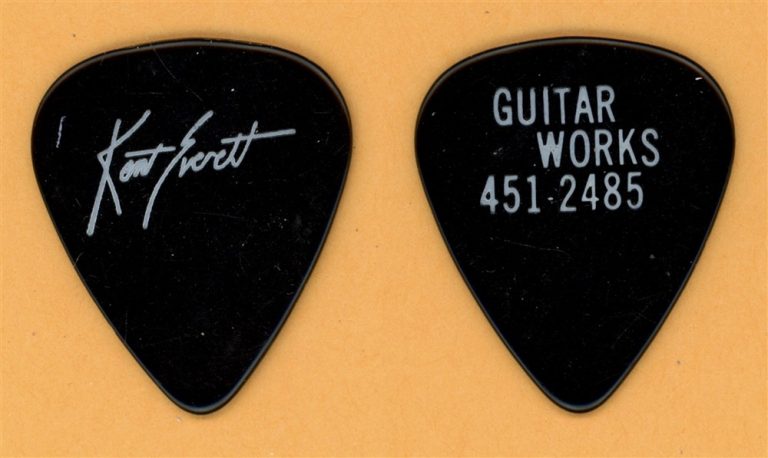Kent Everett Vintage Tour Guitar Pick
