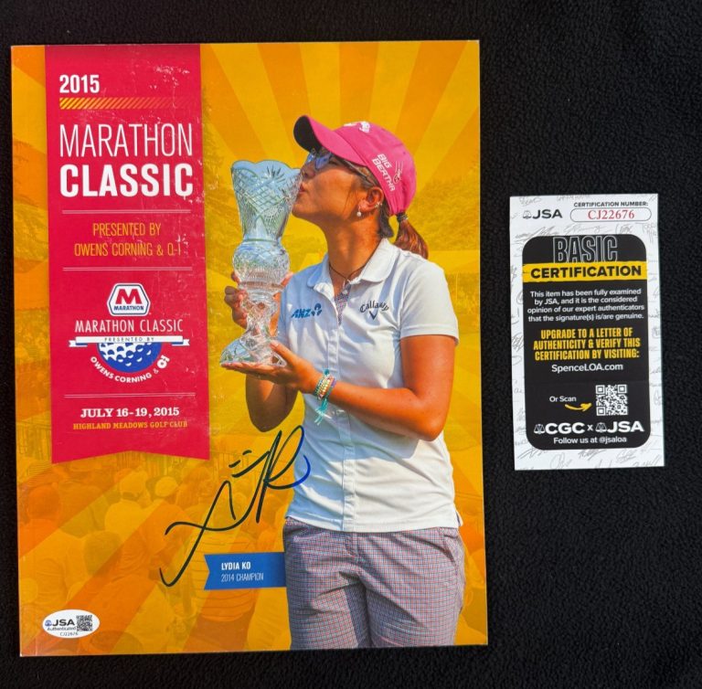 Lydia Ko Signed 2015 Marathon Classic LPGA Program Magazine JSA COA