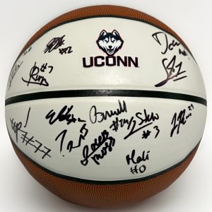 2025-26 (UCONN HUSKIES) Connecticut Team signed Logo F/S Basketball 🏀 W/COA