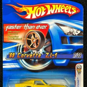 Hot Wheels 2006 First Editions '69 Corvette ZL-1 #7/38 Collector # 007
