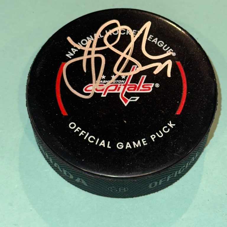 T.J. OSHIE Signed Washington CAPITALS Official GAME Puck Beckett (BAS)