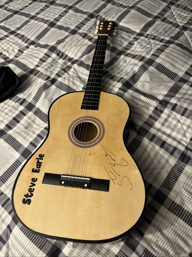 STEVE EARLE SIGNED NATURAL ACOUSTIC GUITAR AUTOGRAPHED LEGEND RARE PSA COA