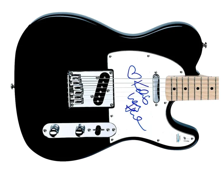 Kelis Signed Autographed Guitar Rap Hip-Hop My Milkshake Nas Ex-Wife ACOA