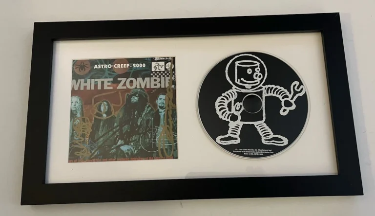 White Zombie Astro Creep 2000 Signed Framed CD Display BAS Beckett Certified