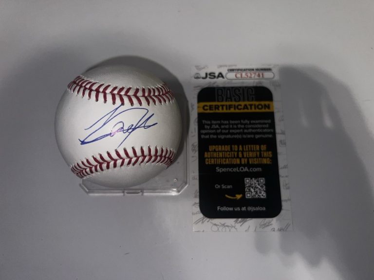Lazaro Montes Signed Official Major League Baseball Seattle Mariners JSA Auth