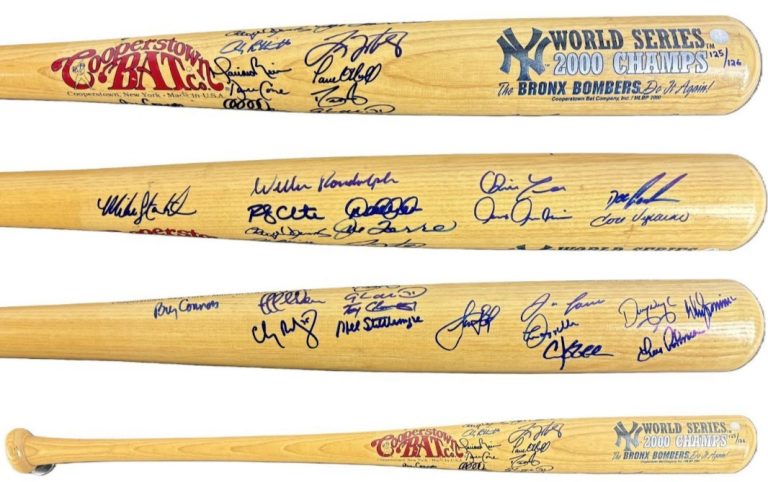 2000 NY Yankees Team Signed Baseball Bat /126 Jeter Rivera Torre Beckett BAS LOA