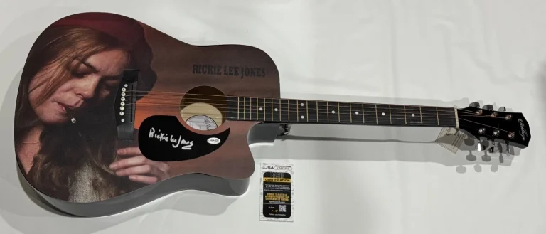 RICKIE LEE JONES SIGNED CUSTOM ACOUSTIC GUITAR COUNTRY LEGEND JSA COA