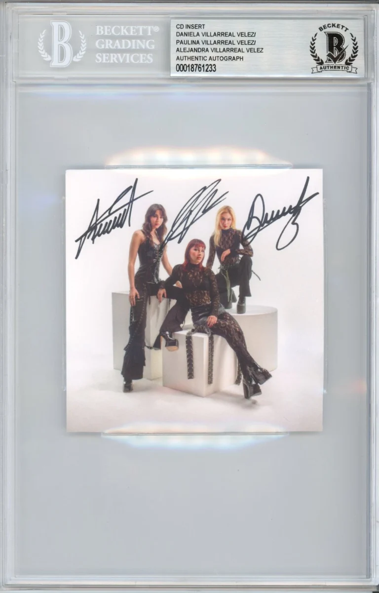 BAND SIGNED The Warning Keep Me Fed Album Photo Card Beckett BAS COA Autographed