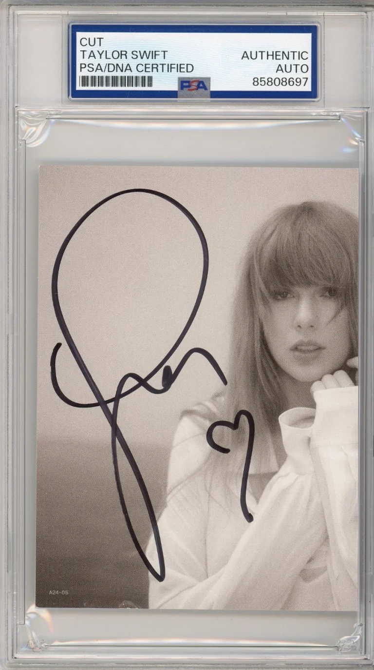 TAYLOR SWIFT Signed Autograph Perfect HEART TTPD CD Photo Picture PSA DNA COA