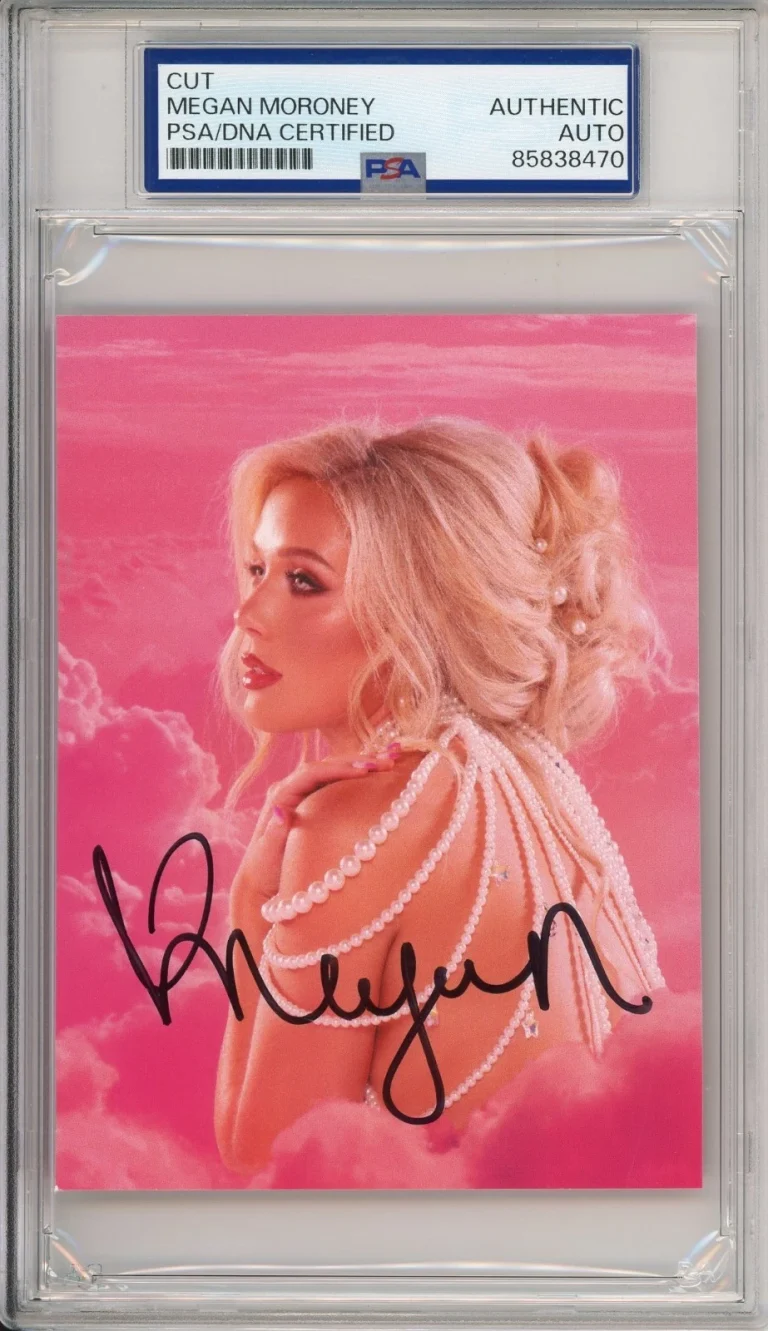 Megan Moroney CLOUD 9 AUTOGRAPH SIGNED SEXY ALBUM Picture Photograph PSA DNA COA