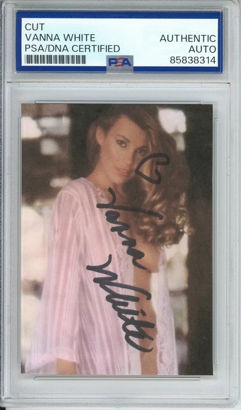 VANNA WHITE WHEEL OF FORTUNE SIGNED PLAYBOY SEXY PICTURE PSA DNA COA AUTOGRAPH
