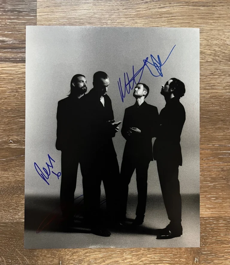 * THE 1975 * signed 11x14 photo * MATT HEALY, ROSS, ADAM & GEORGE * PROOF * 3