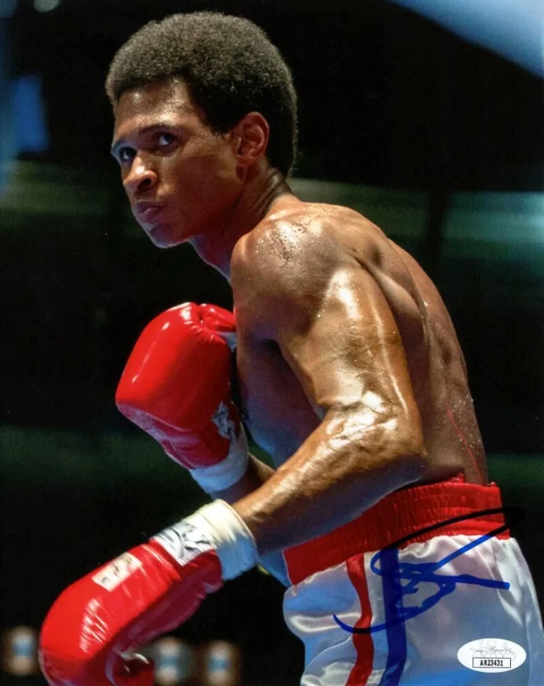 Usher Raymond Signed Autograph 8x10 Photo - Shirtless Hands of Stone Star w/ JSA