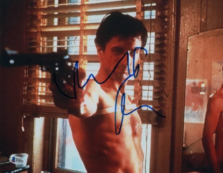 ROBERT DENIRO SIGNED AUTOGRAPH 11x14 PHOTO - TAXI DRIVER, RAGING BULL, BECKETT C