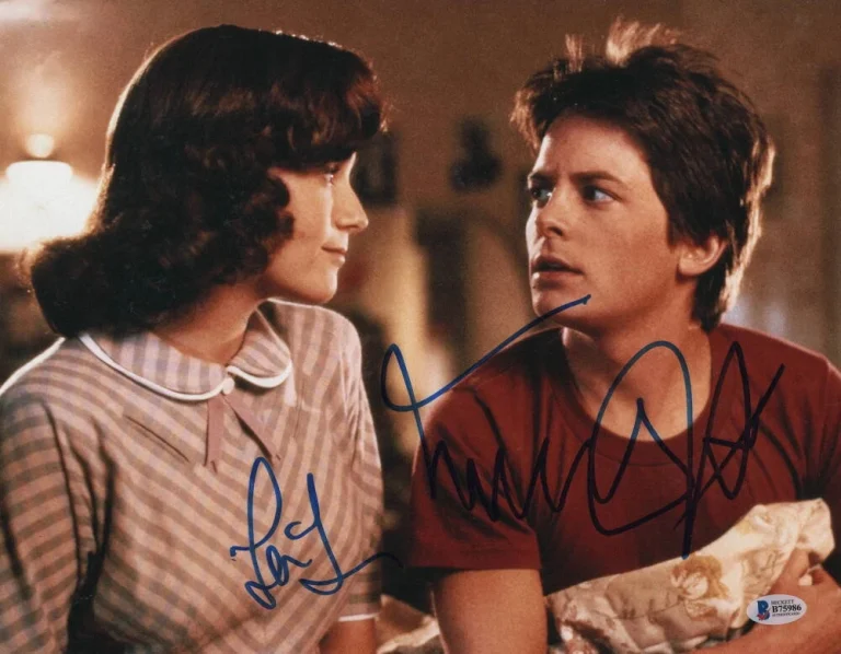 MICHAEL J FOX & LEA THOMPSON SIGNED AUTOGRAPH 11x14 PHOTO A - BACK TO THE FUTURE