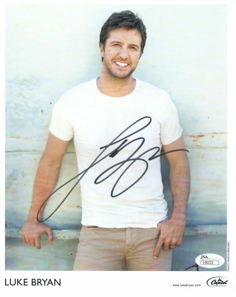 LUKE BRYAN SIGNED AUTOGRAPH 8x10 PHOTO - CRASH MY PARTY, KILL THE LIGHTS, JSA