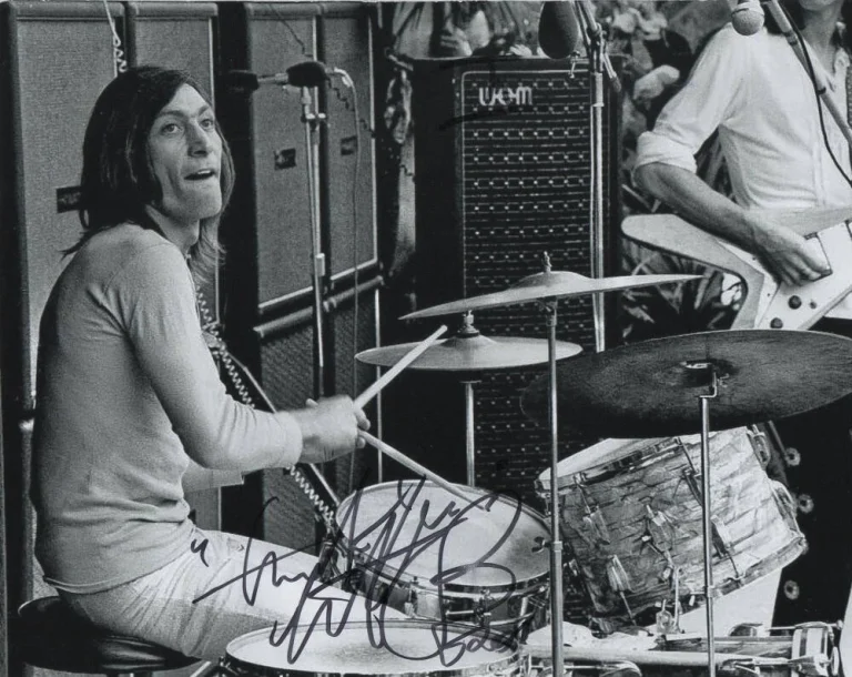 CHARLIE WATTS SIGNED AUTOGRAPH 8X10 PHOTO - THE ROLLING STONES, VOODOO LOUNGE