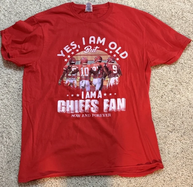 Women’s Large Kansas City Chiefs Red Short Sleeve T-Shirt Size Large Rare