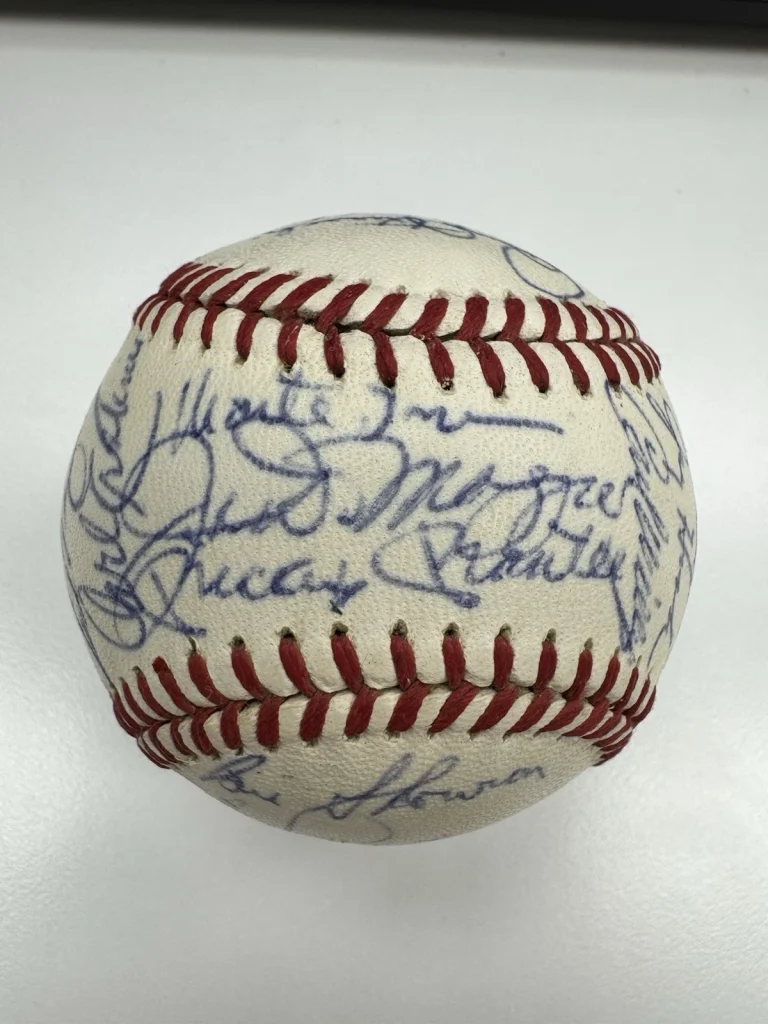 Mickey Mantle Joe Dimaggio Sweetspot Yankees Greats Signed Baseball JSA COA