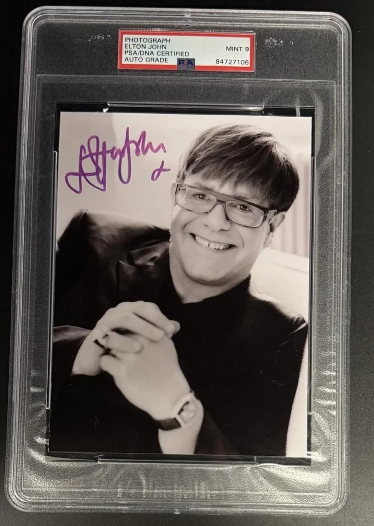 Elton John Signed Autograph PSA/DNA Slabbed Encapsulated Photo  MINT 9 Signature