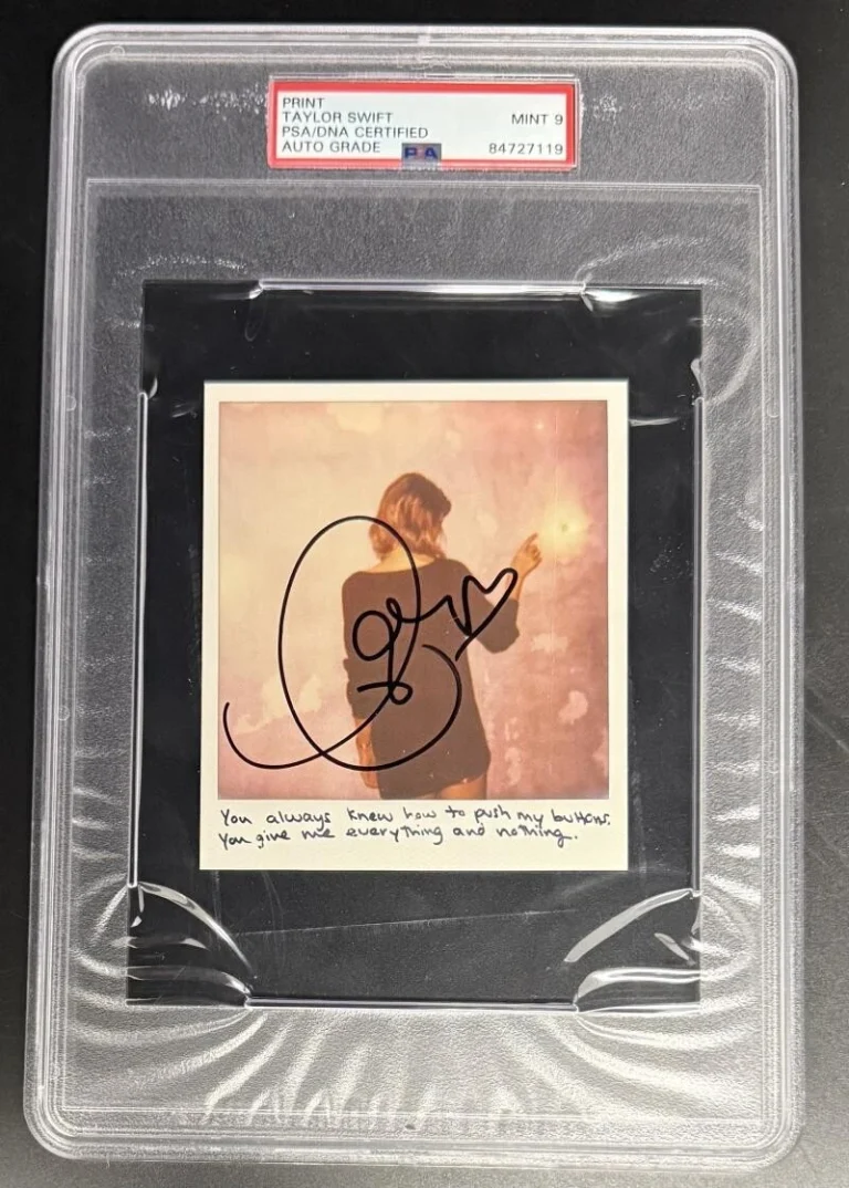 Taylor Swift Signed Autograph PSA/DNA Slabbed 1989 Polaroid Photo - MINT 9