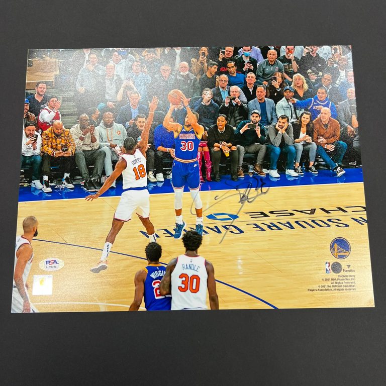 Stephen Curry Golden State Warriors Signed Basketball 11x14 Photo PSA