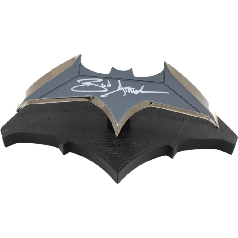 Ben Affleck Autographed/Signed Batman Batarang Full Sig Beckett 56456