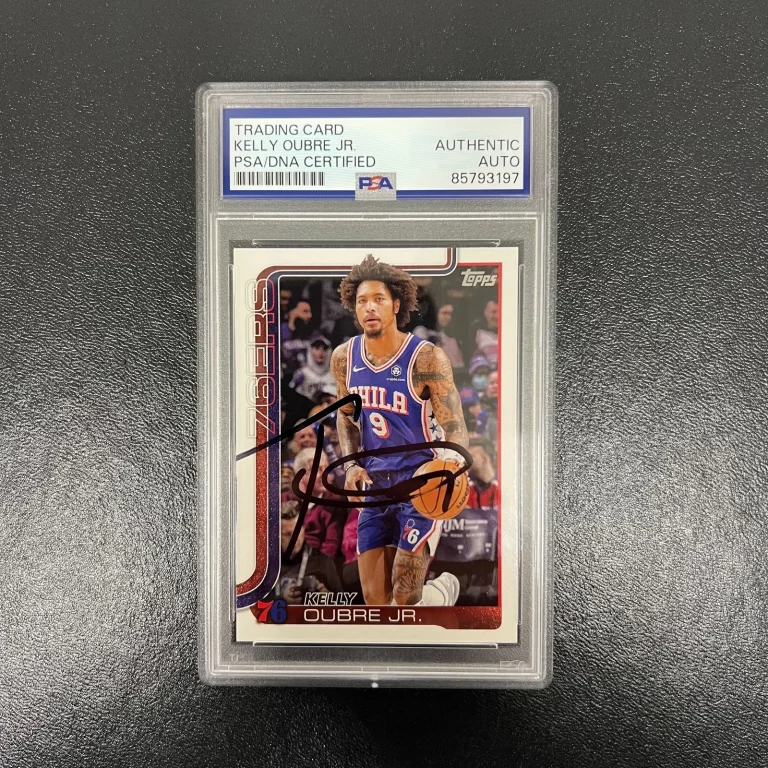 2025 Topps #27 Kelly Oubre Jr Signed Card PSA Philadelphia 76ers