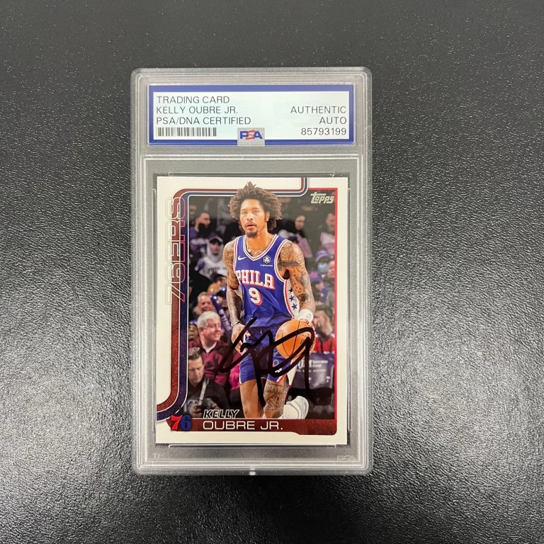 2025 Topps #27 Kelly Oubre Jr Signed Card PSA Philadelphia 76ers