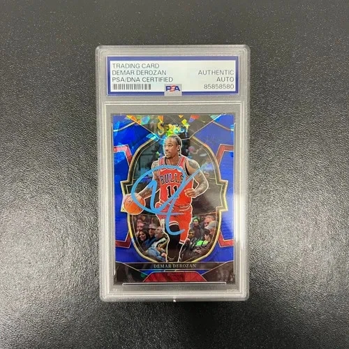 2022-23 Panini Prizm Select Basketball#5 DeMar DeRozan Signed Card PSA Bulls