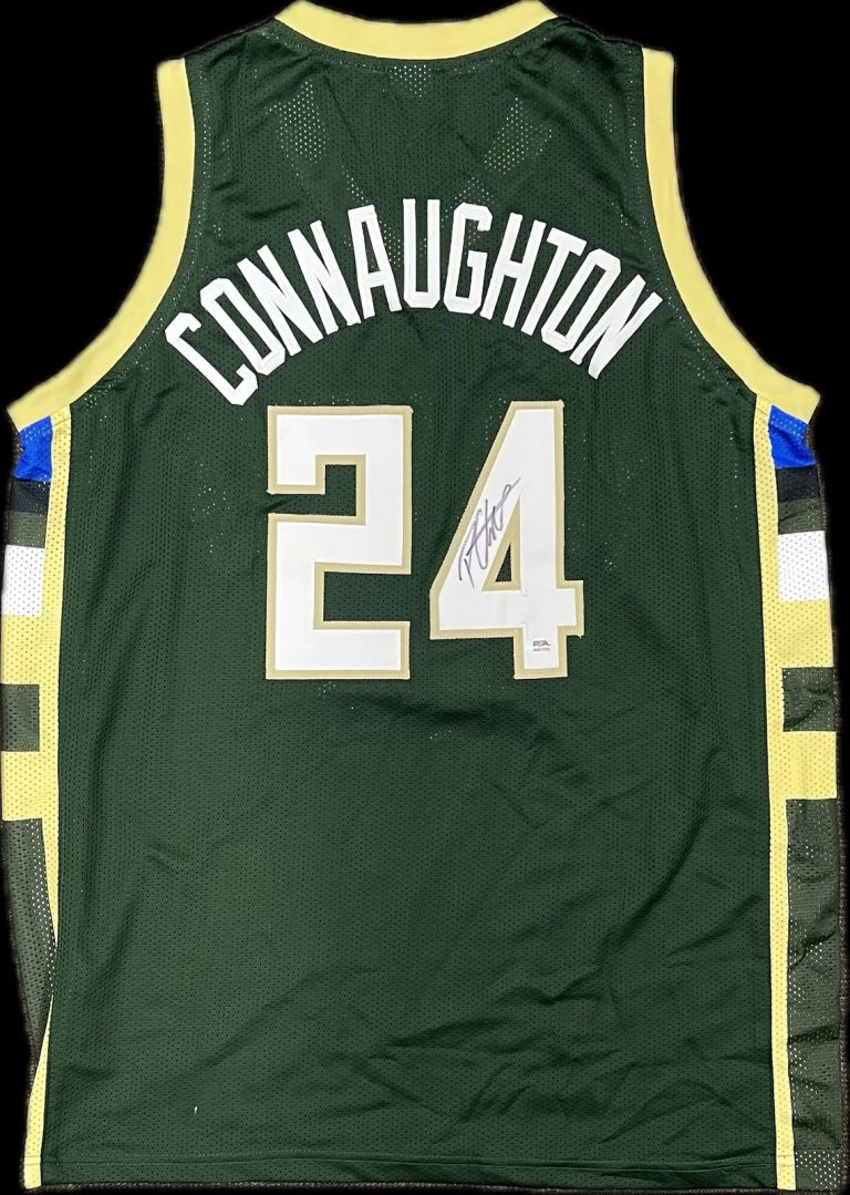 Pat Connaughton Signed Jersey PSA Milwaukee Bucks Autographed