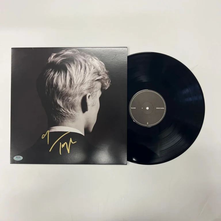 Troye Sivan Signed Bloom Vinyl Album PSA Autographed