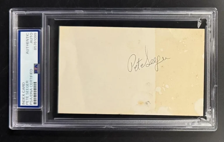Pete Seeger Signed Autograph PSA/DNA COA Slabbed Very Rare Cut Signature Card