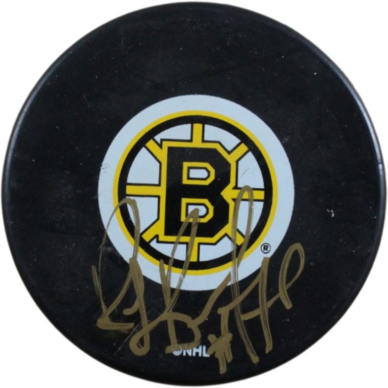 Ray Bourque Autographed/Signed Boston Bruins Logo Puck Beckett 56514