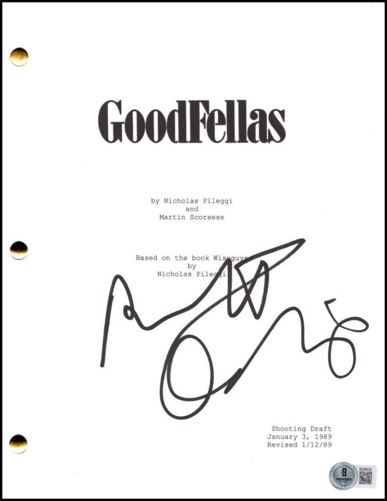 Robert DeNiro Signed Autograph Goodfellas Movie Script Screenplay w/ Beckett COA