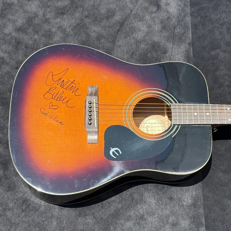 Justin Bieber Signed Guitar PSA Authentic Autographed Music