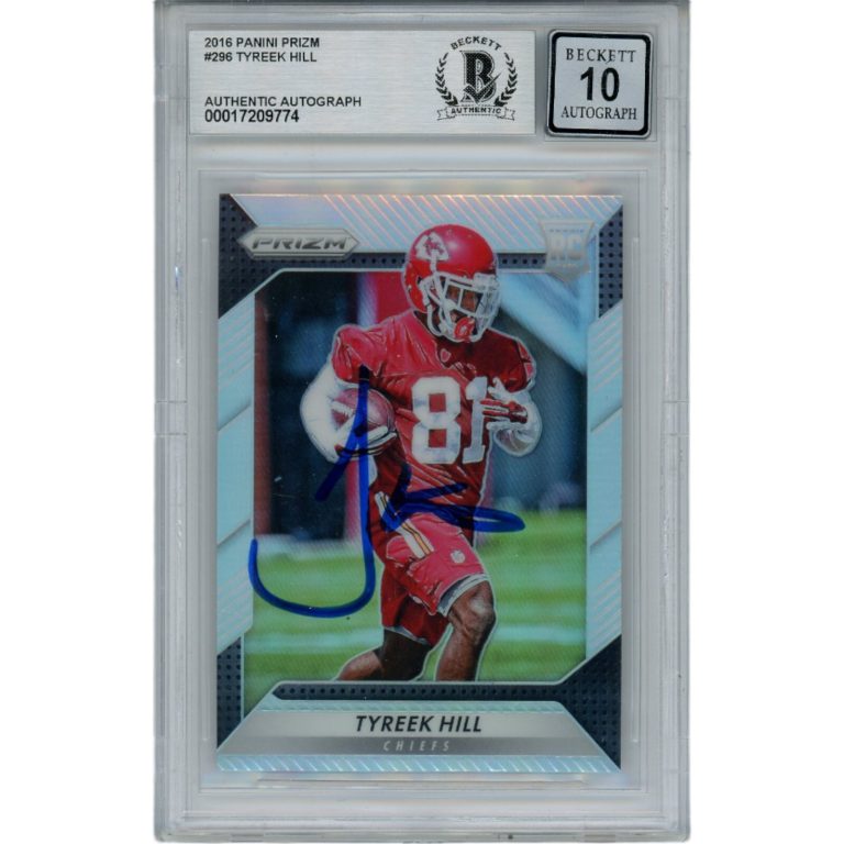 Tyreek Hill Autographed '16 Panini Prizm 296 10 Grade Trading Card Beckett 44971
