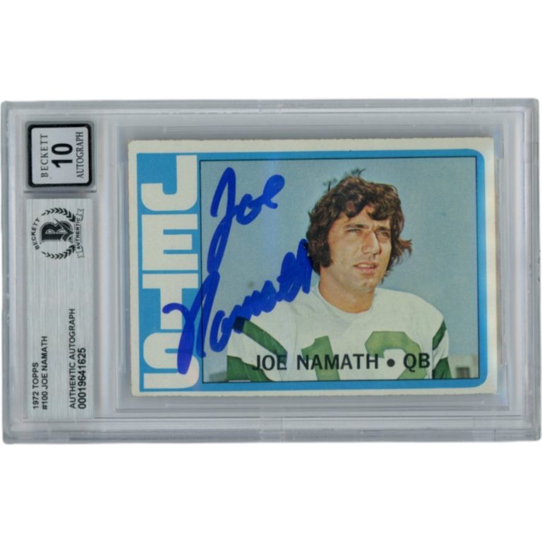 Joe Namath Autographed/Signed 1972 Topps #100 Slabbed Trading Card Beckett 53341