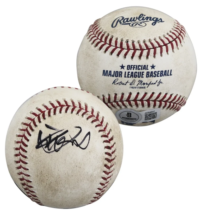 Mariners Ichiro Suzuki Authentic Signed Oml Baseball Autographed BAS #AE64647