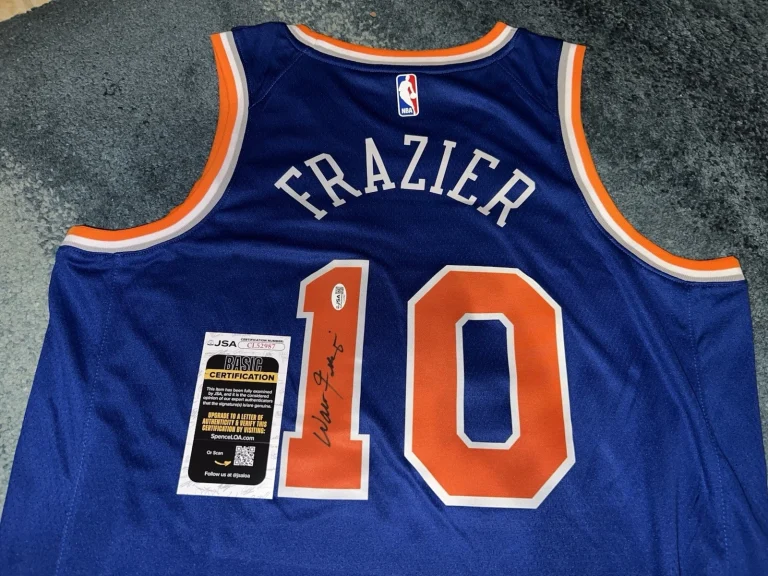 Walt Frazier Signed New York Knicks Jersey Legend Superstar JSA Auth #2