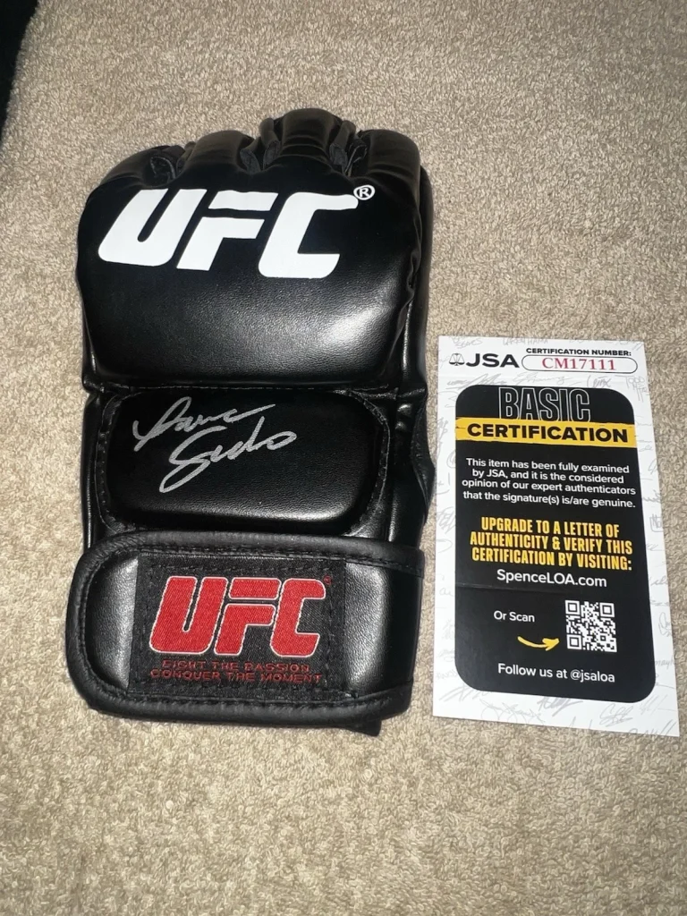 Laura Sanko Signed UFC MMA Glove UFC Commentator Beautiful JSA Auth