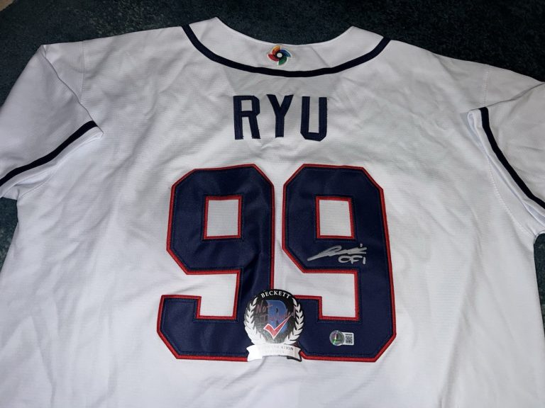 Hyun-jin Ryu Signed Team Korea Jersey 2026 World Baseball Classic Ace Beckett