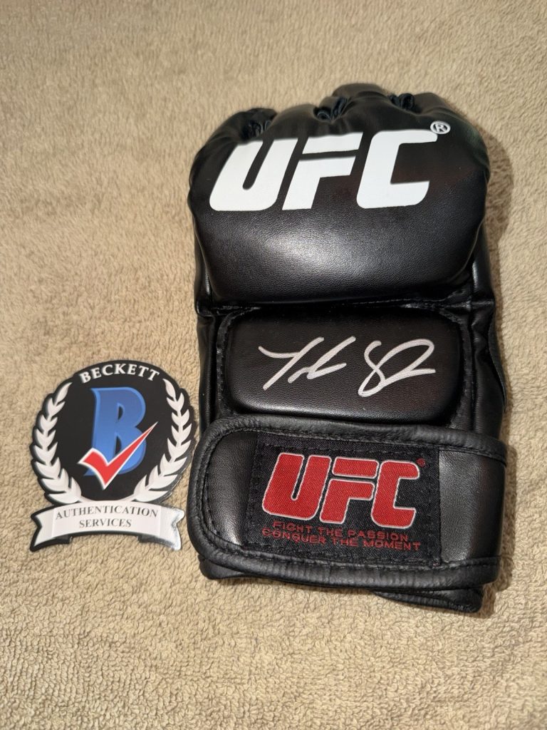 Tatiana Suarez Signed UFC Glove UFC Future Champ Superstar Beauty Beckett #6